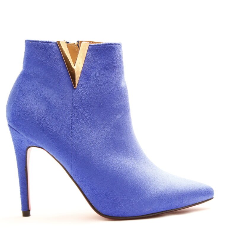 Botines con detalle de metal