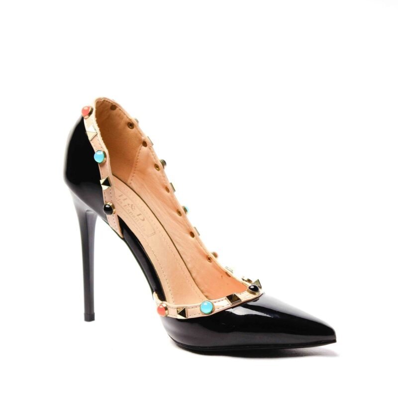 Zapatos con tacón con adornos