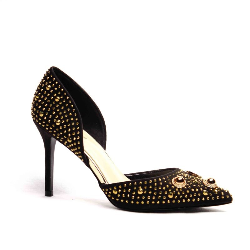 Zapatos adornados entero