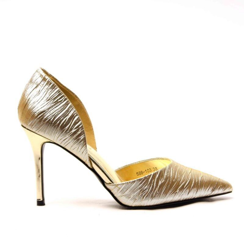 Zapatos con tacón con efecto metalizado