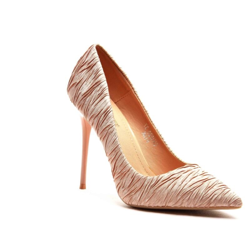 Zapatos con tacón con detalle plisado