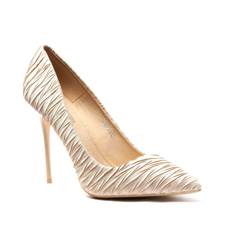 Zapatos con tacón con detalle plisado