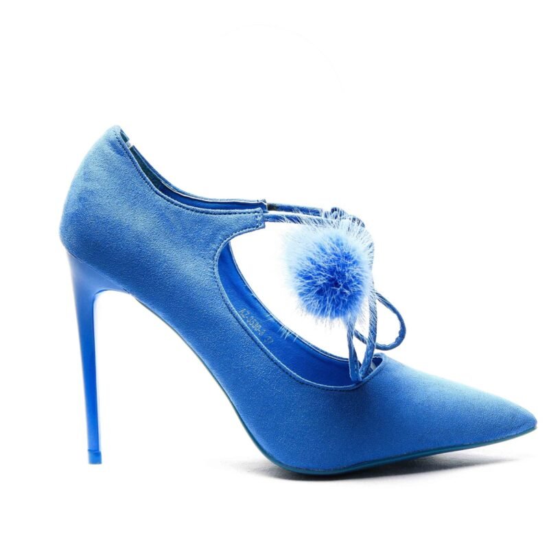 Zapatos con tacón con pompones