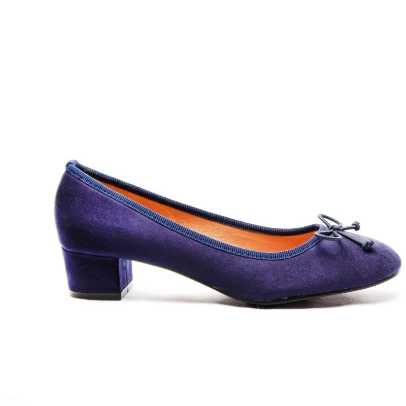 Zapatos con tacón con lazo