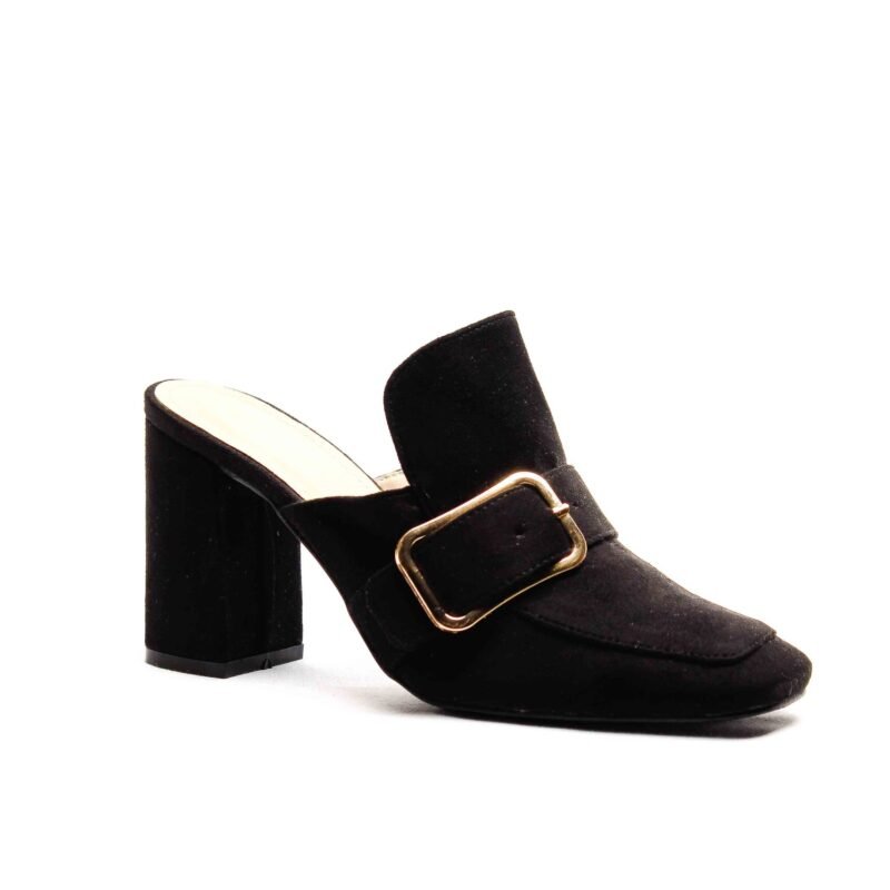 Zapatos con tacón con hebilla