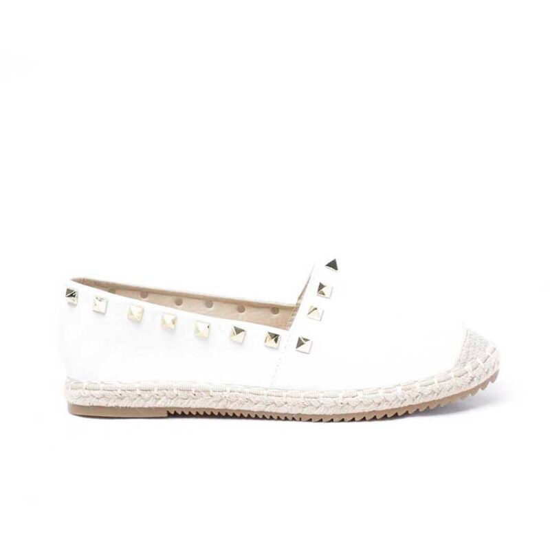 Alpargatas con tachuelas