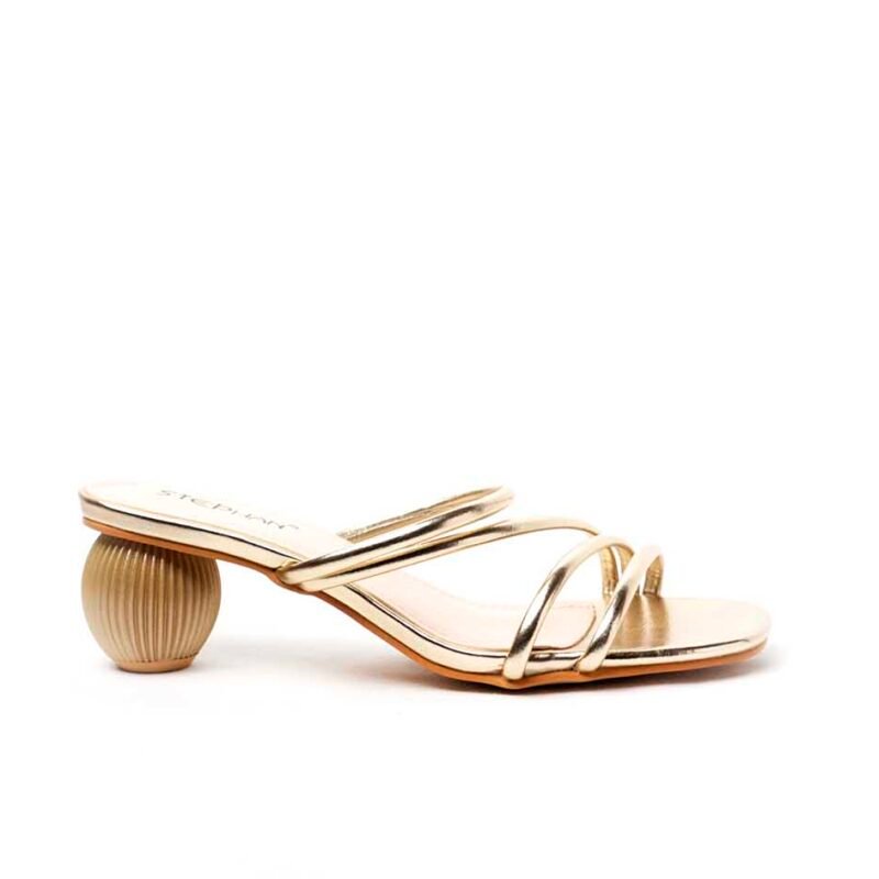 Chanclas con tacón de esfera