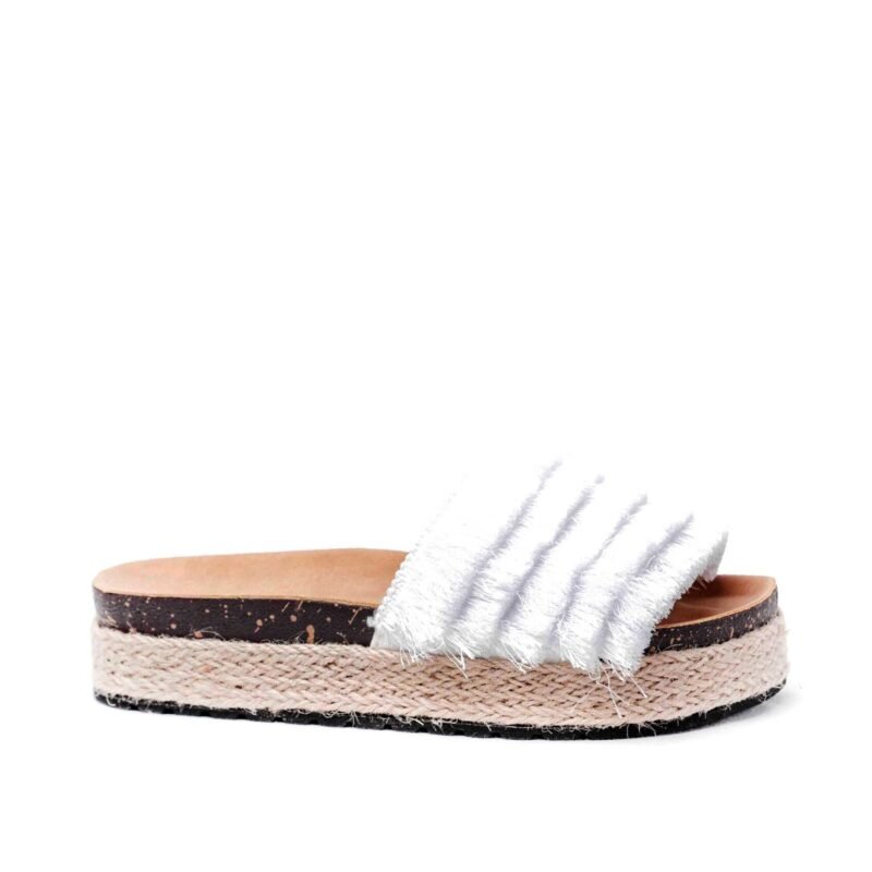 Chanclas con flequillos