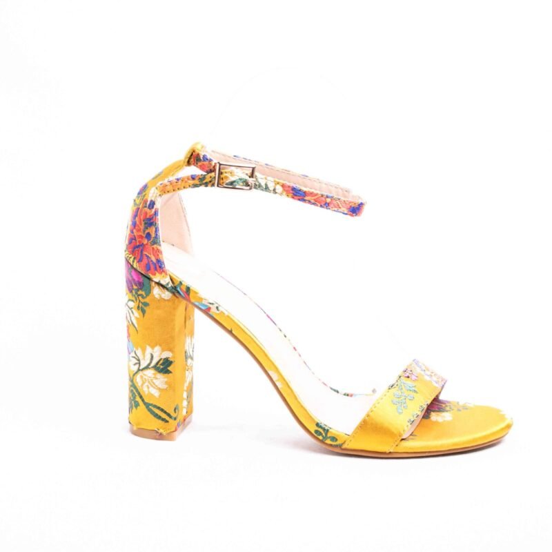 Sandalias de satén con flores con tacón
